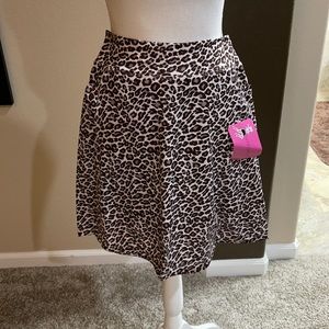 NWT Animal print Running skirt
